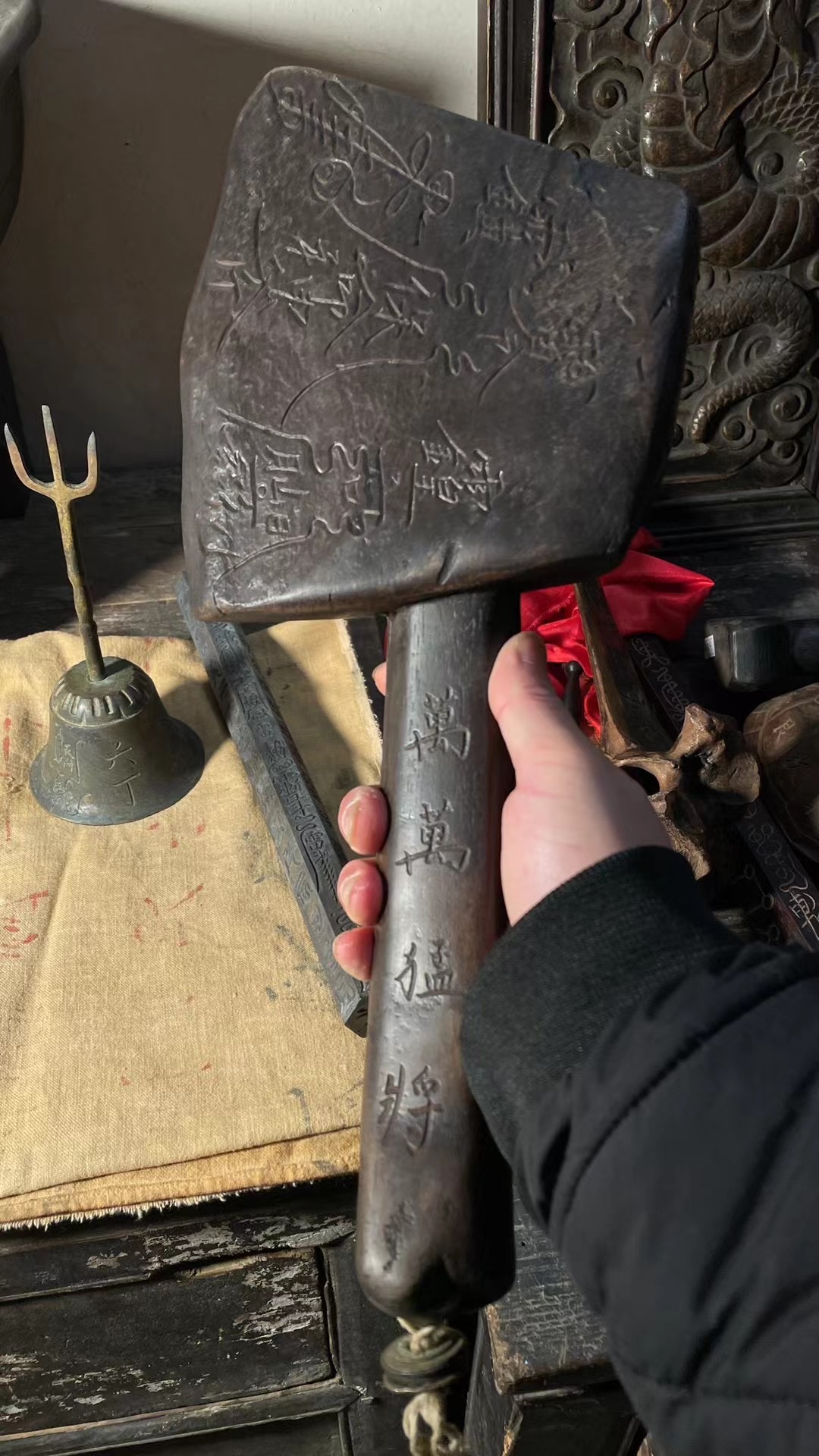 Exorcising Bone Axe for Home Protection